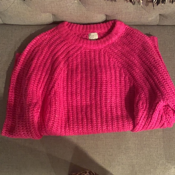 Worn once hot pink A New Day sweater - Picture 2 of 3